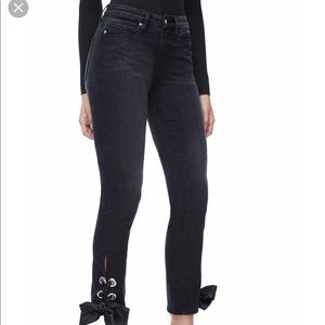 Good American bow tie black jeans